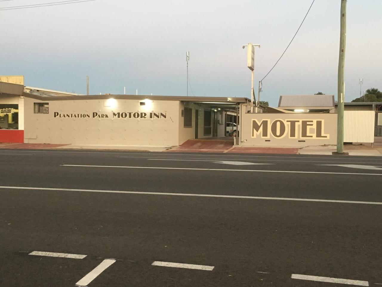 Plantation Park Motor Inn Ер Екстер'єр фото